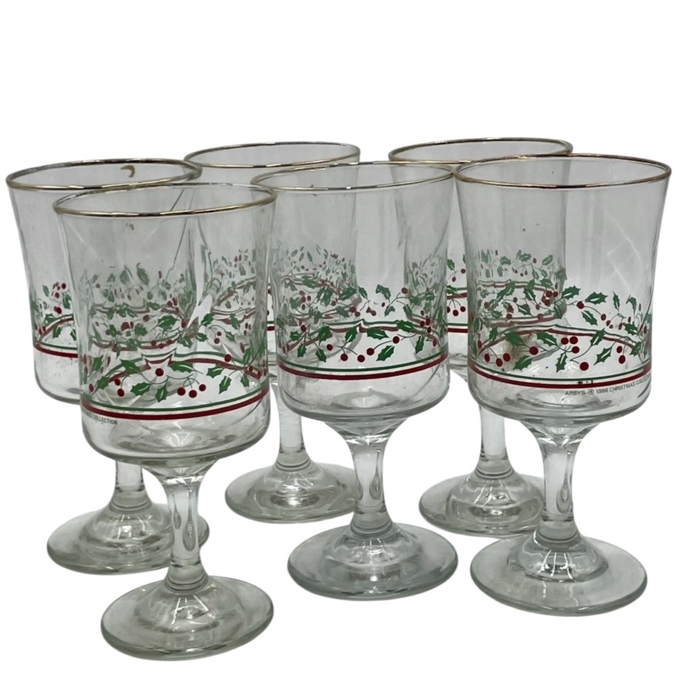 Vintage Arby’s Christmas Holiday Glass Goblets with Holly Design Gold Rim 1985 - Picture 6 of 6